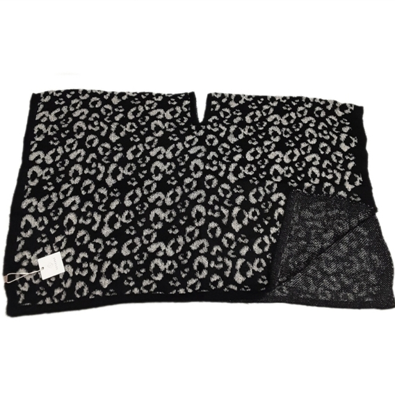 Leopard Print Poncho Sweater - Picture 8 of 13